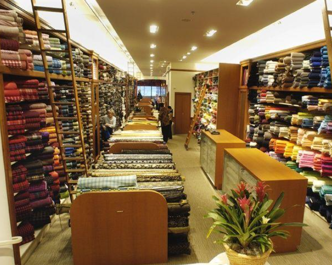 2021年1-4月我國服裝鞋帽等紡織品行業零售額大幅增長