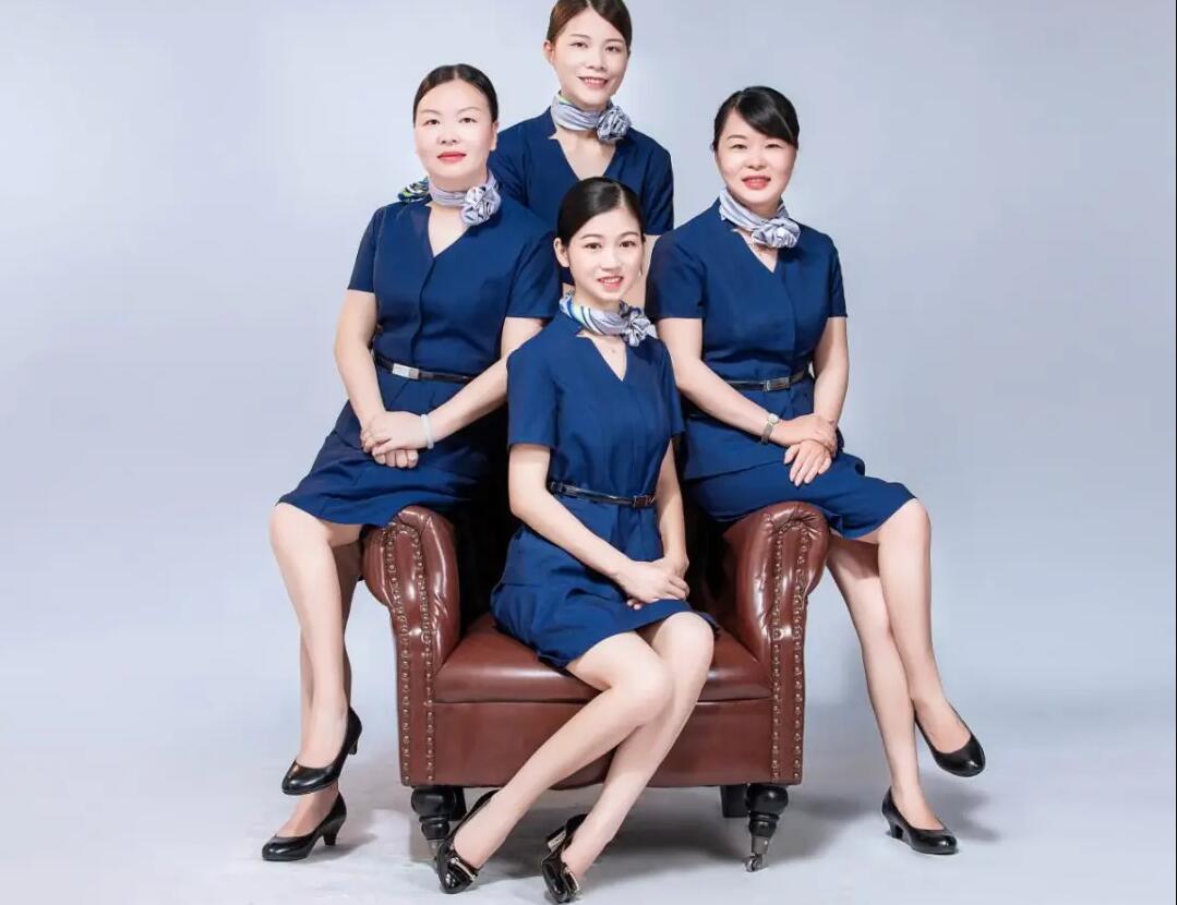 中國(guó)移動(dòng)通信集團(tuán)工作服定制款式圖片