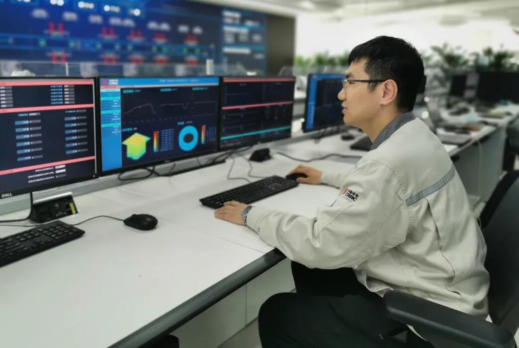 中國中車工作服款式設(shè)計(jì)思路